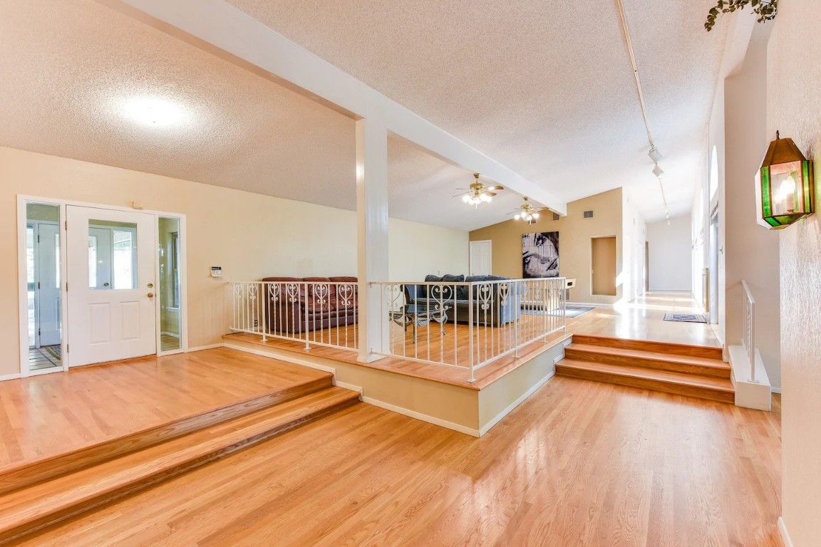 Chandelier, Interior, Wood Texture Flooring
