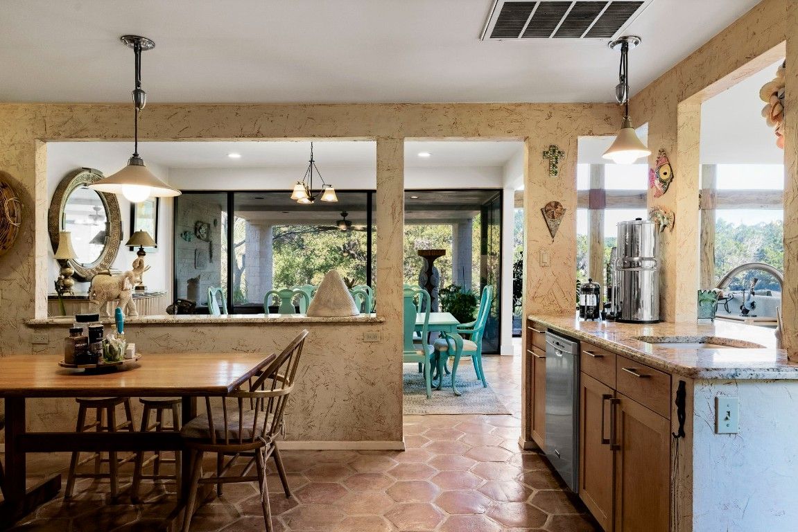 Dining room, Interior, Kitchen, Pendant Lights, Recessed Lighting