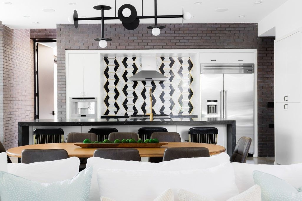 Dining room, Interior, Kitchen, Living room, Pendant Lights, Recessed Lighting, Stainless Steel Appliances