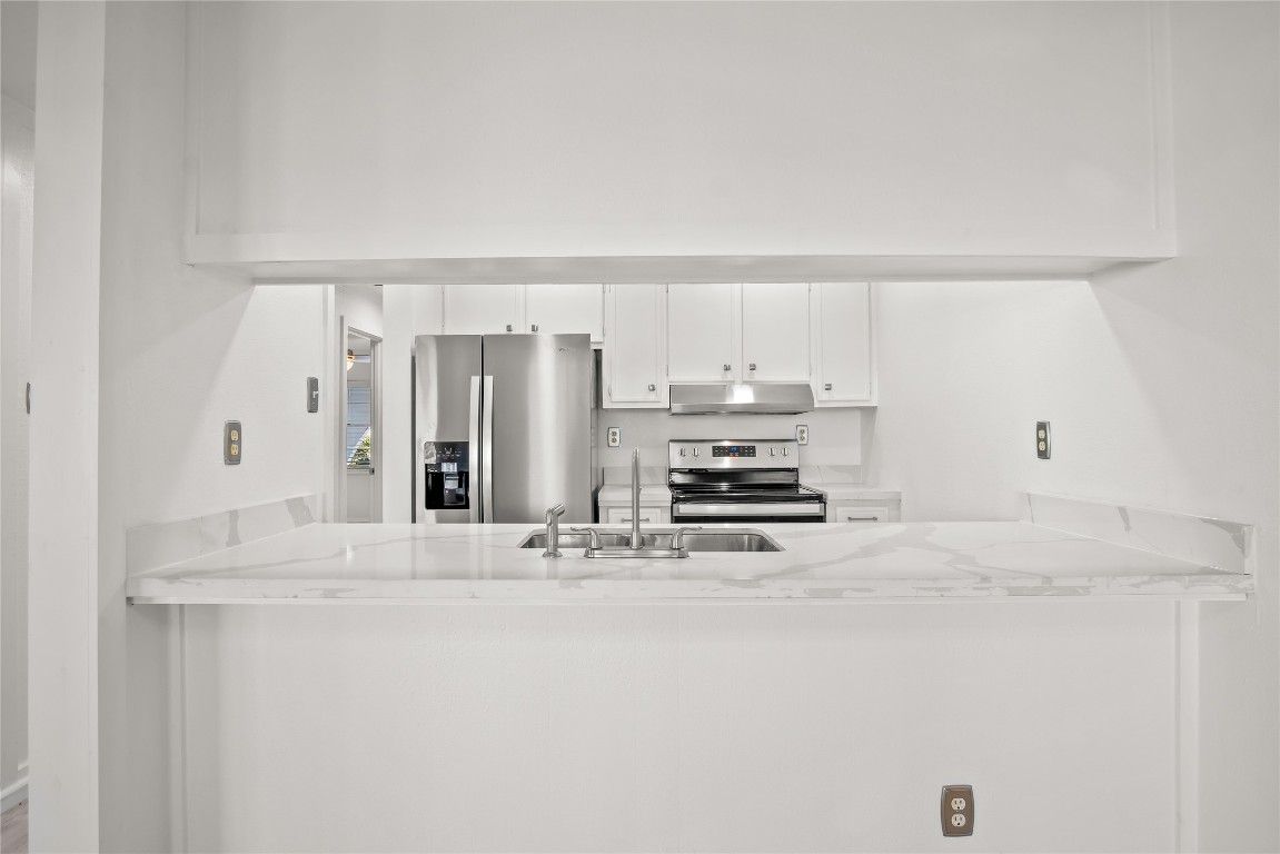 Interior, Kitchen, Stainless Steel Appliances