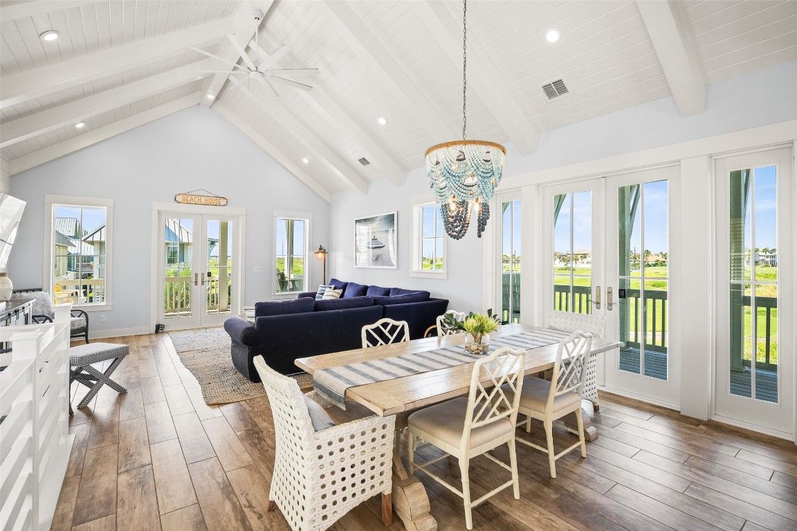 Chandelier, Dining room, Interior, Living room, Pendant Lights, Recessed Lighting, Wood Texture Flooring