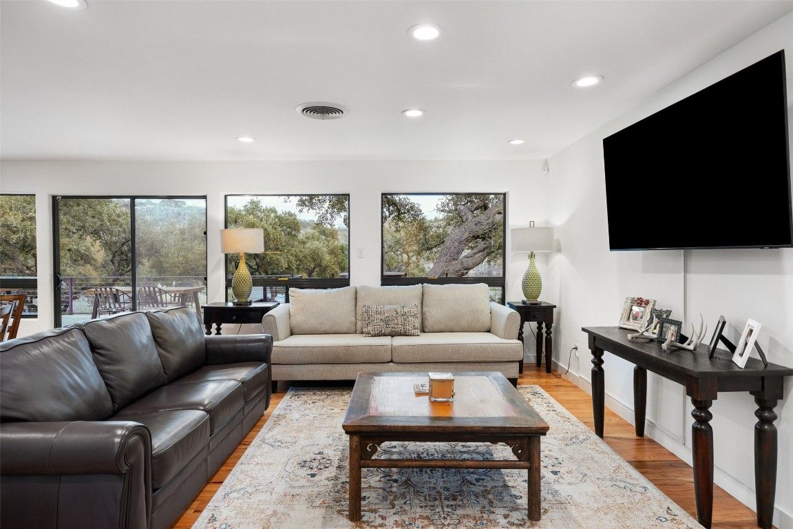 Interior, Living room, Recessed Lighting, Wood Texture Flooring