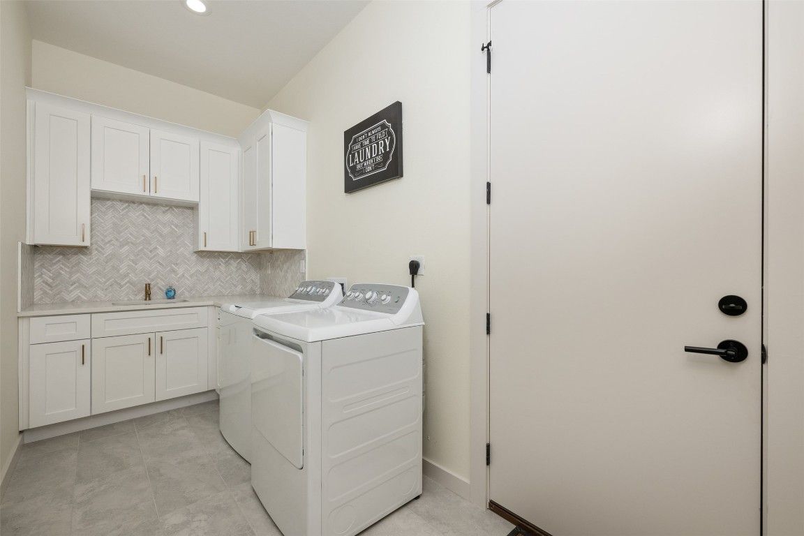 Interior, Recessed Lighting, Washer
