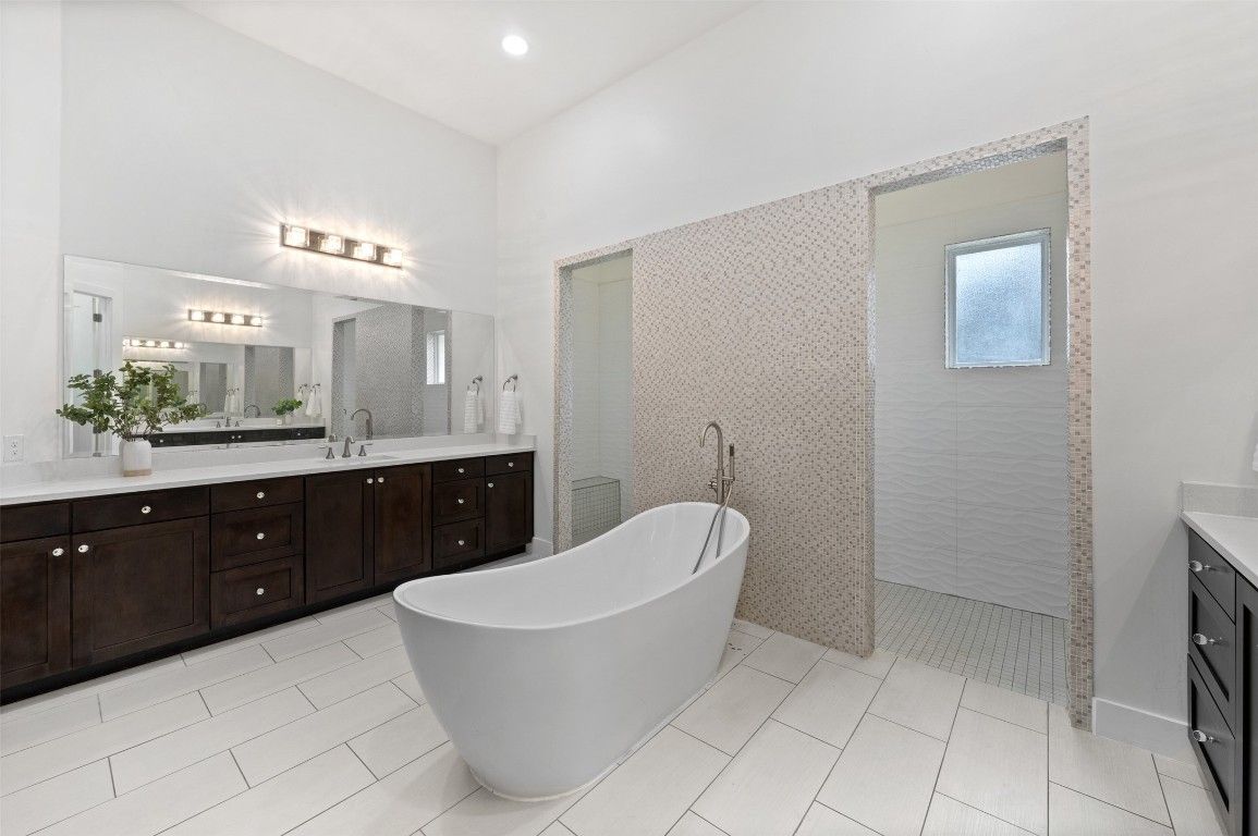 Bathroom, Dual Sink Vanities, Free Standing Baths, Glass Shower, Interior, Recessed Lighting
