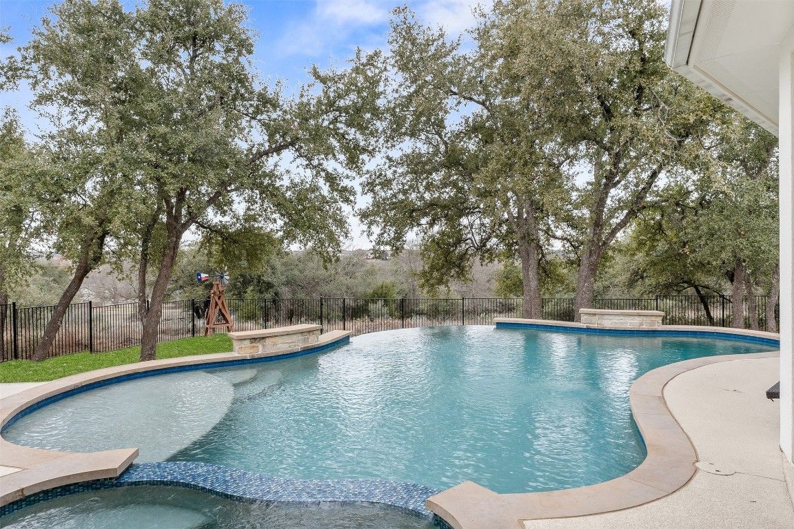 Exterior, Playground, Pool