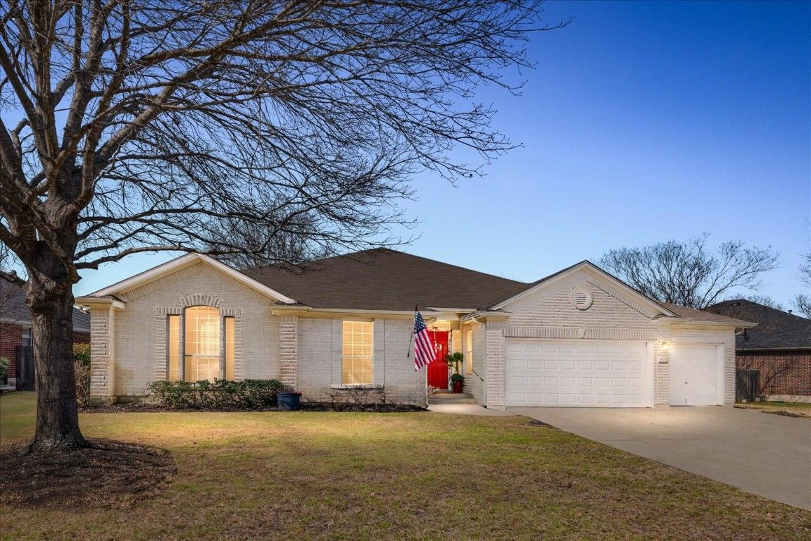 Attached, Backyard, Exterior, Facade, Ranch