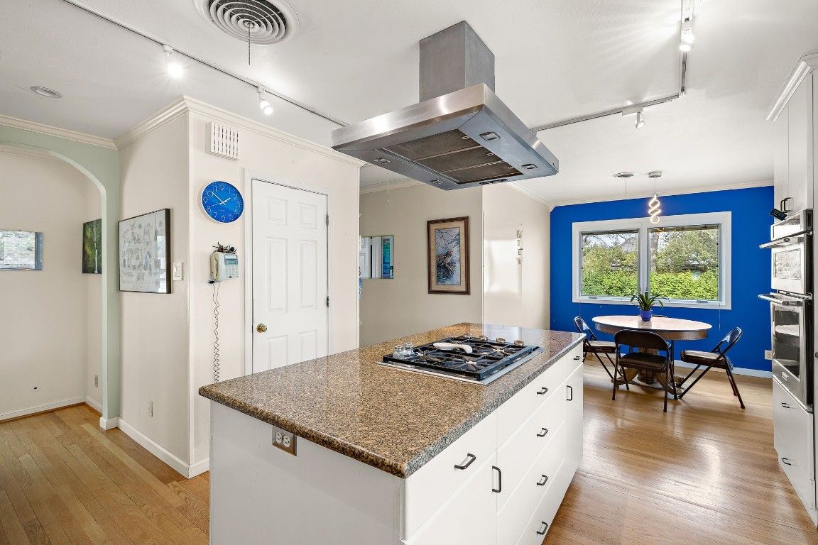Dining room, Interior, Kitchen, Pendant Lights, Wood Texture Flooring