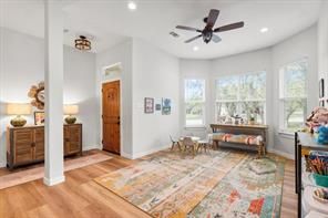 Interior, Recessed Lighting, Wood Texture Flooring