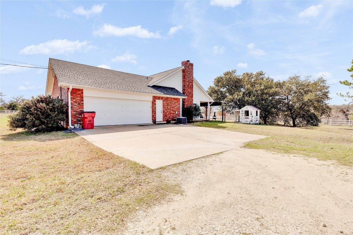 Backyard, Detached Garage, Exterior