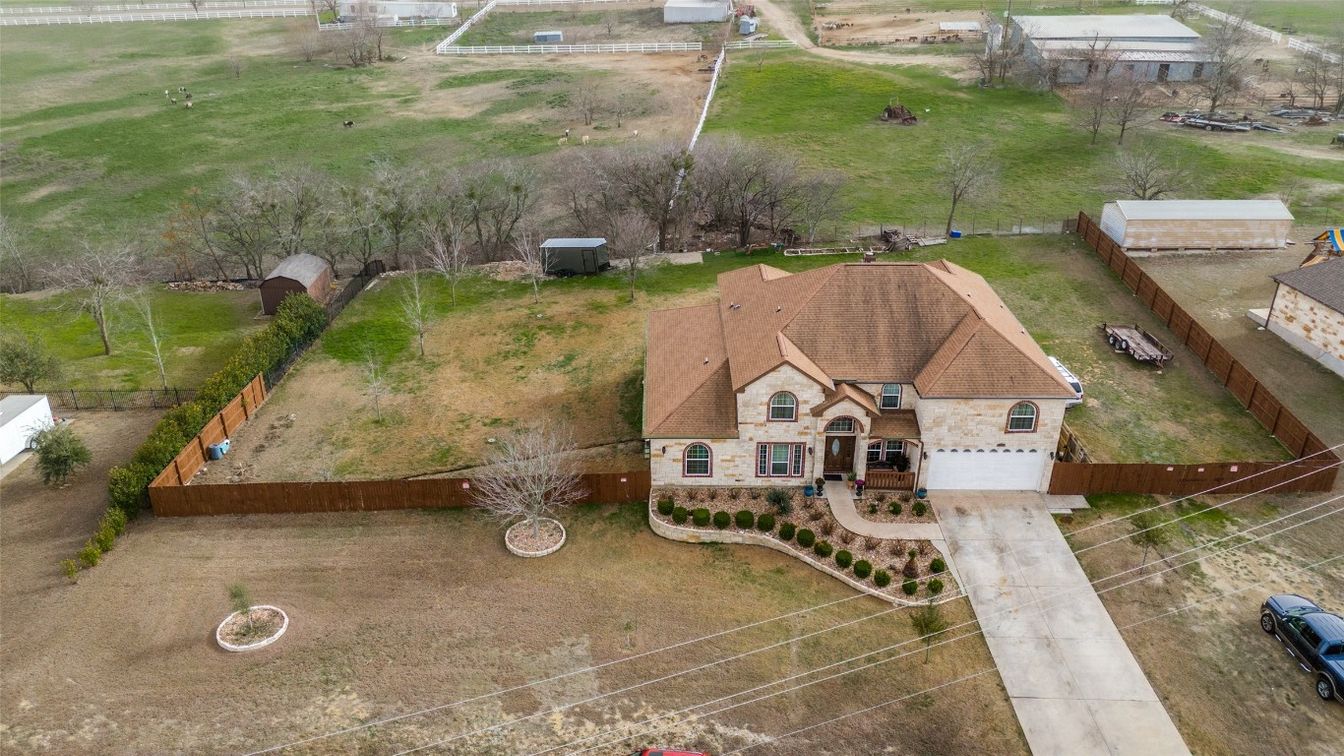 Exterior, Drone