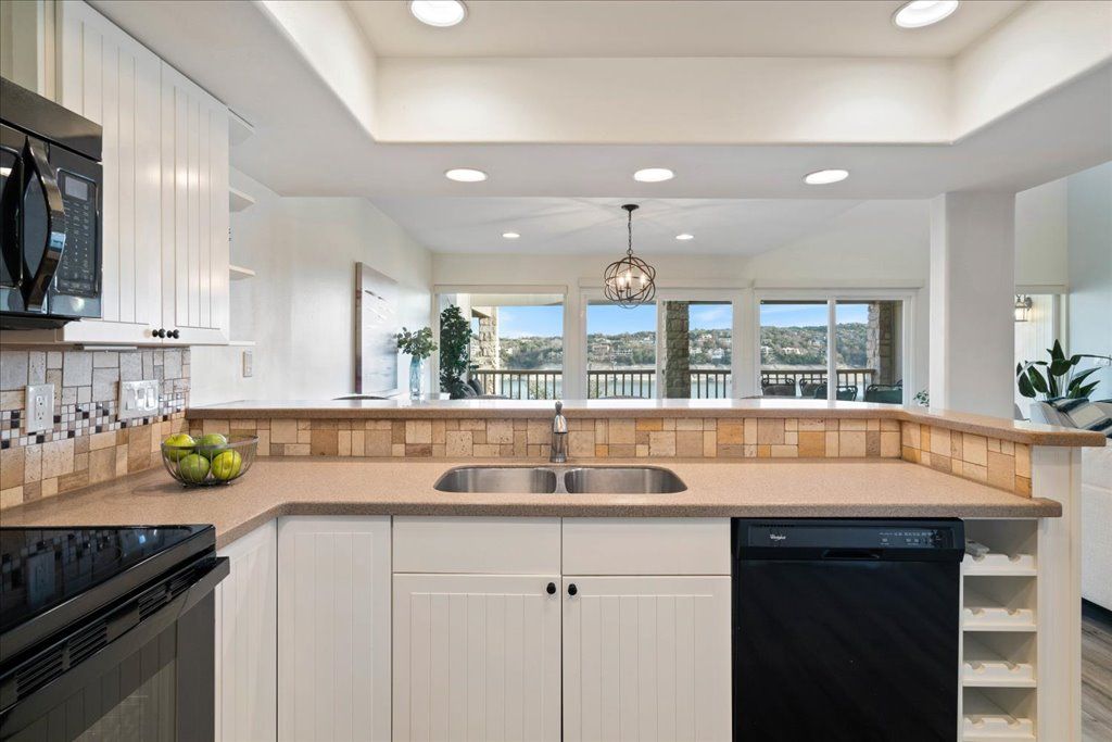 Chandelier, Interior, Kitchen, Pendant Lights, Recessed Lighting, Wood Texture Flooring