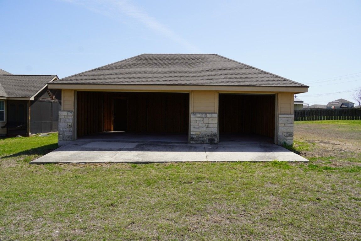 Backyard, Detached Garage, Exterior