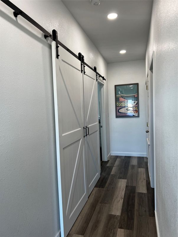 Interior, Recessed Lighting, Wood Texture Flooring