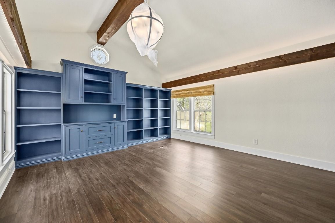 Empty room, Interior, Pendant Lights, Wooden Beams, Wood Texture Flooring