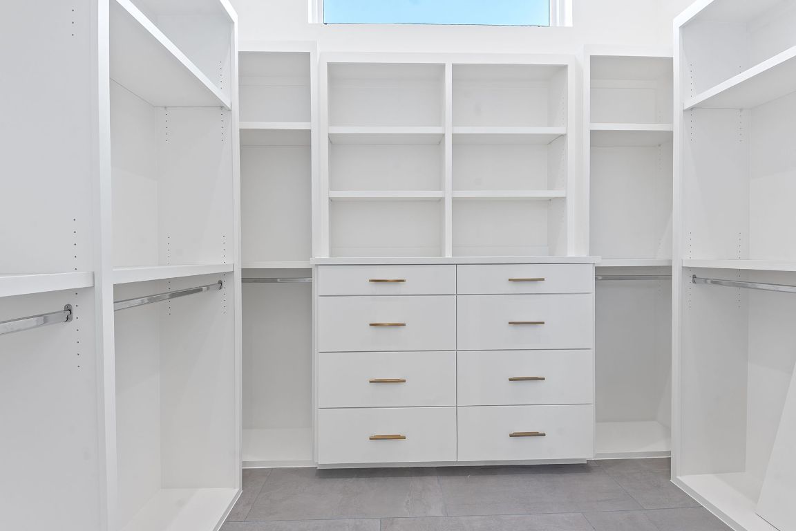 Interior, Walk-in Closets