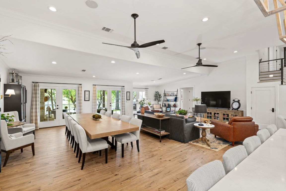 Dining room, Interior, Living room, Recessed Lighting, Wood Texture Flooring