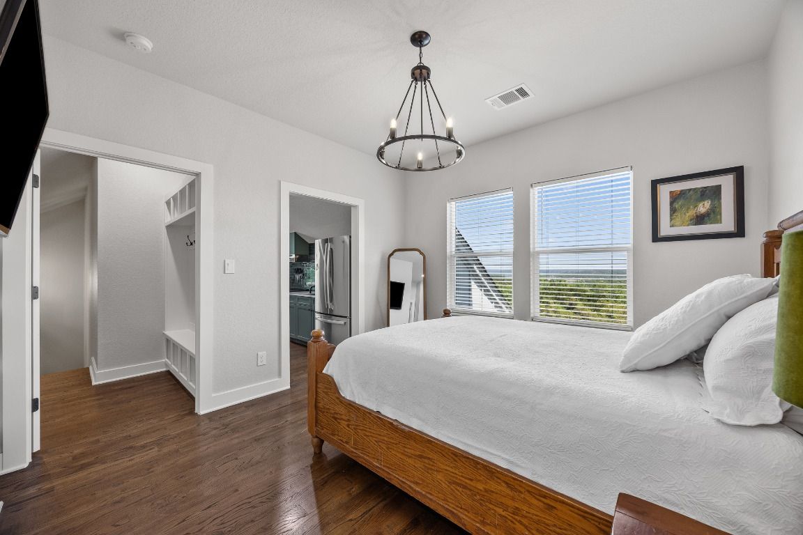 Bedroom, Interior, Pendant Lights, Wood Texture Flooring