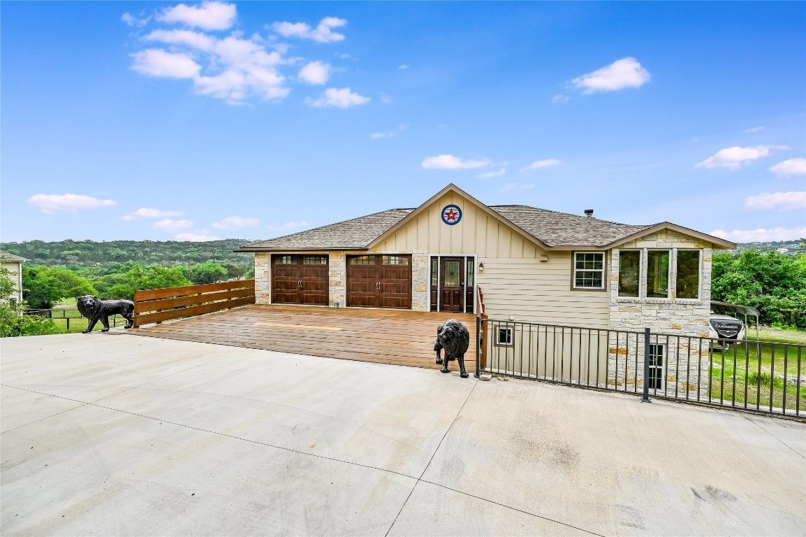 Backyard, Detached Garage, Exterior