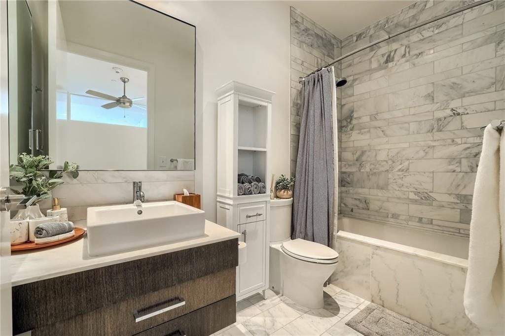 Bathroom, Interior, Marble, Marble Walls