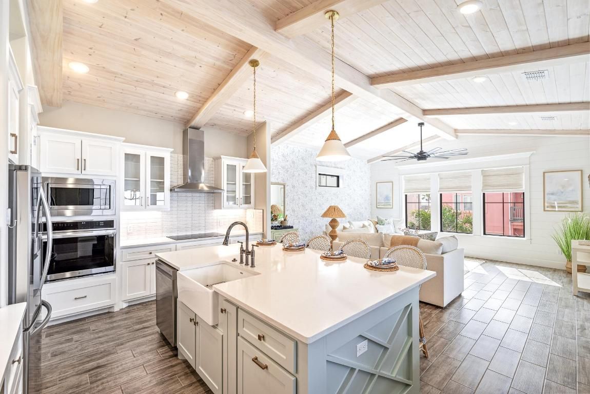 Interior, Kitchen, Living room, Pendant Lights, Recessed Lighting, Stainless Steel Appliances, Wooden Beams, Wooden Ceilings, Wood Texture Flooring