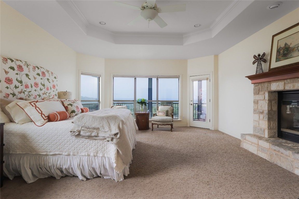 Bedroom, Fireplace, Interior, Recessed Lighting, Water