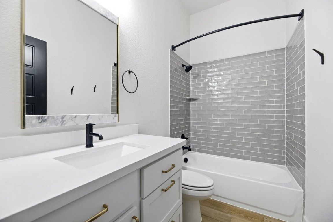 Bathroom, Interior, Wood Texture Flooring