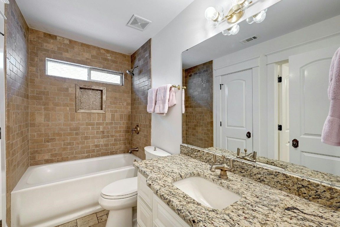 Bathroom, Interior, Stone Walls