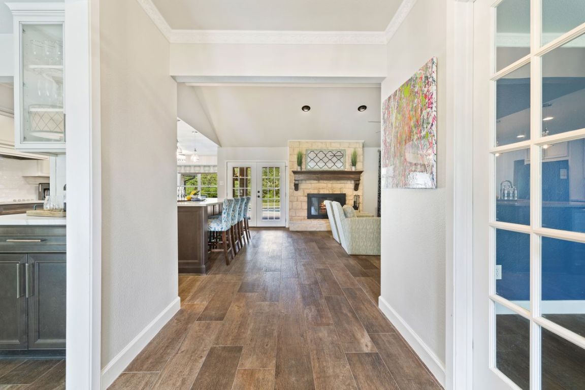 Fireplace, Interior, Kitchen, Recessed Lighting, Wood Texture Flooring