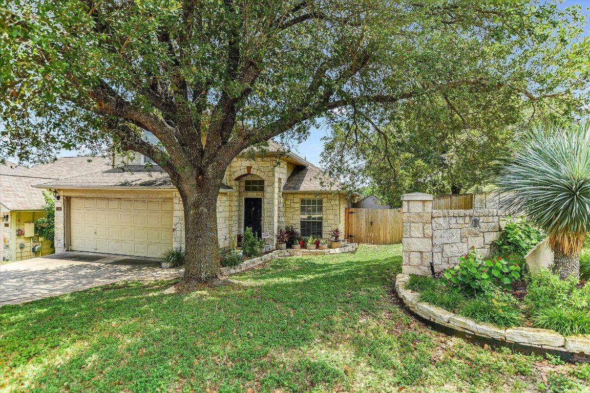 Attached, Backyard, Exterior, Facade, Ranch