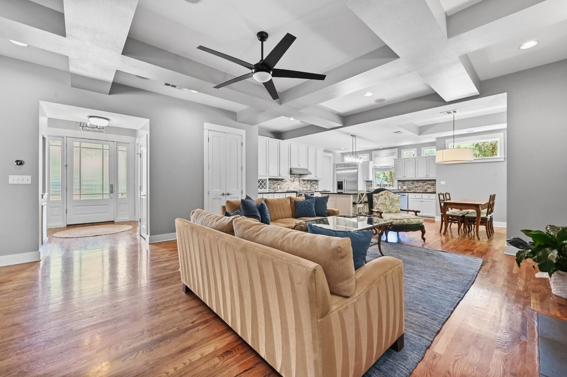 Dining room, Interior, Kitchen, Living room, Pendant Lights, Recessed Lighting, Stainless Steel Appliances, Wood Texture Flooring