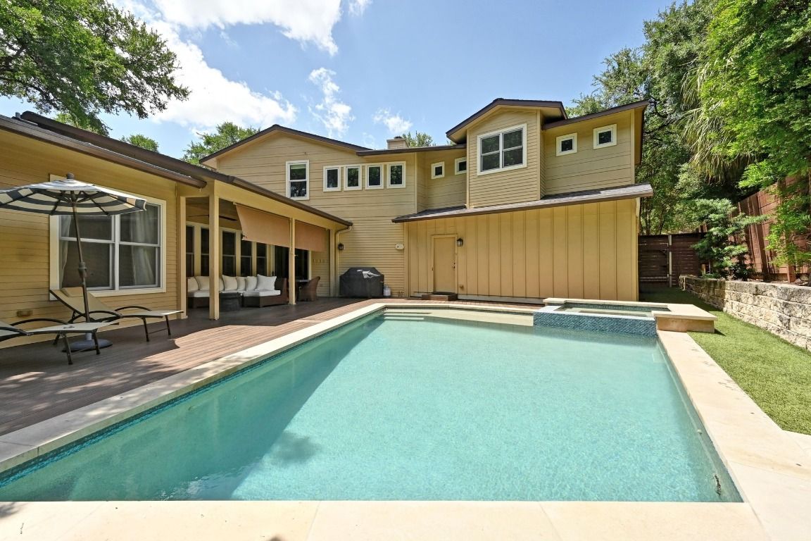 Exterior, Hot Tub, Pool
