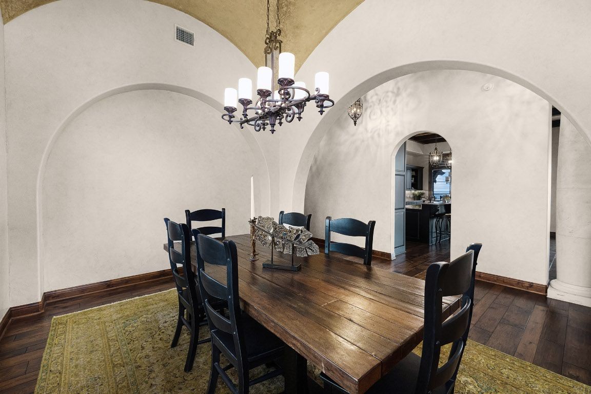 Chandelier, Dining room, Interior, Wood Texture Flooring