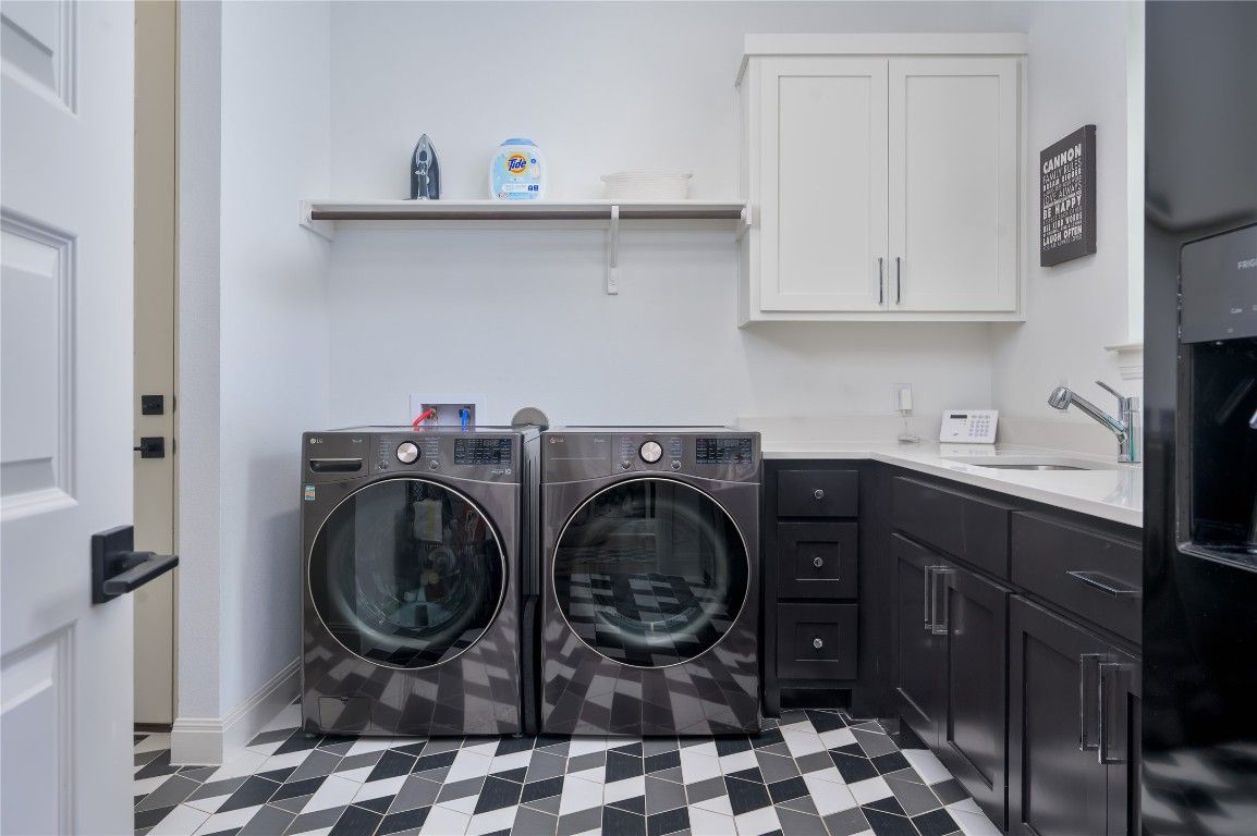 Interior, Washer