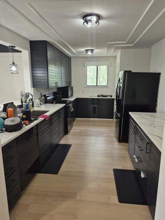 Interior, Kitchen, Pendant Lights, Wood Texture Flooring