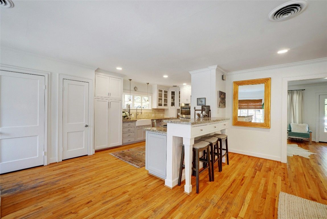 Interior, Kitchen, Pendant Lights, Recessed Lighting, Wood Texture Flooring