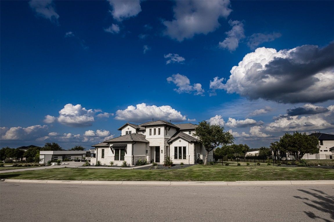 Exterior, Facade, French Provincial