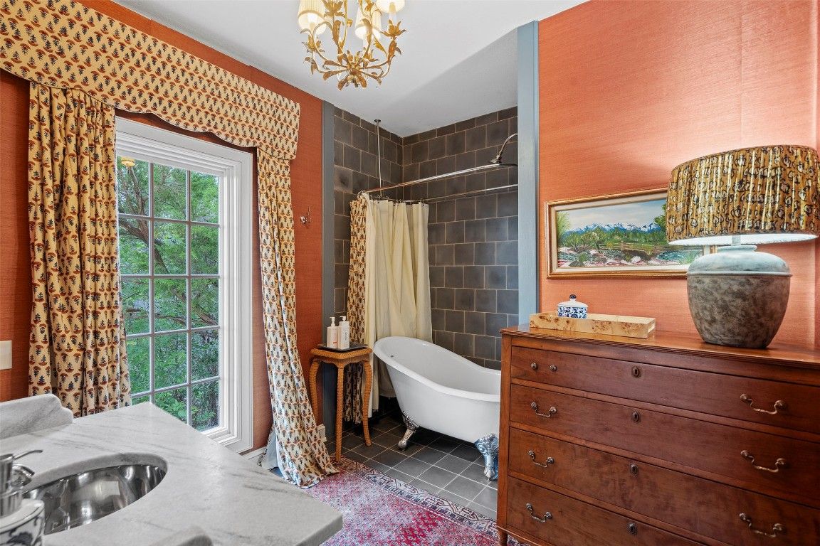 Bathroom, Chandelier, Interior