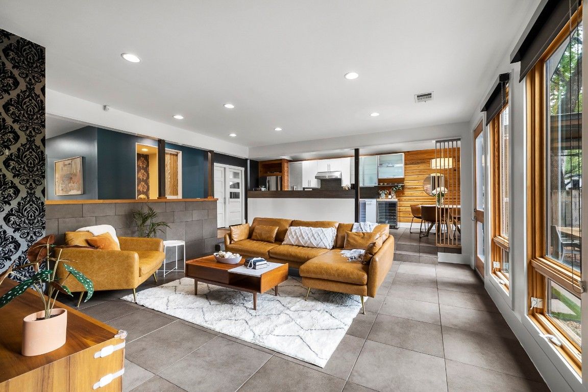 Dining room, Interior, Kitchen, Living room, Recessed Lighting