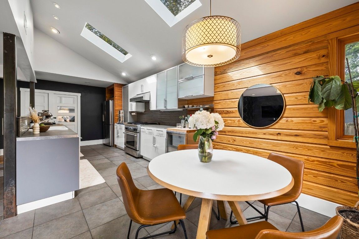 Dining room, Interior, Kitchen, Pendant Lights, Recessed Lighting, Stainless Steel Appliances, Wooden Walls