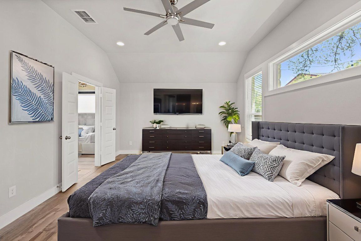 Bedroom, Interior, Recessed Lighting, Wood Texture Flooring
