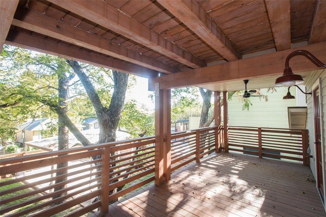 Exterior, Wooden Beams