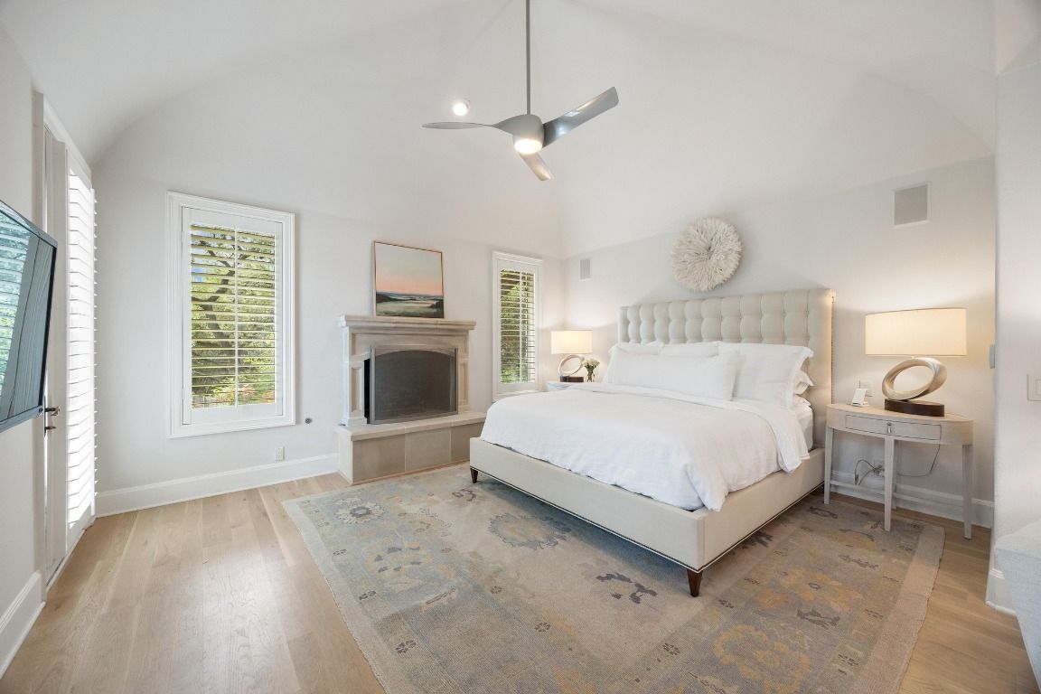 Bedroom, Fireplace, Interior, Recessed Lighting, Wood Texture Flooring