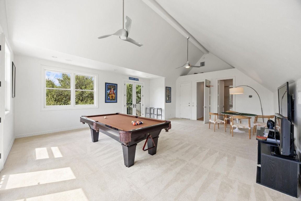 Billiard Table, Game Room, Interior