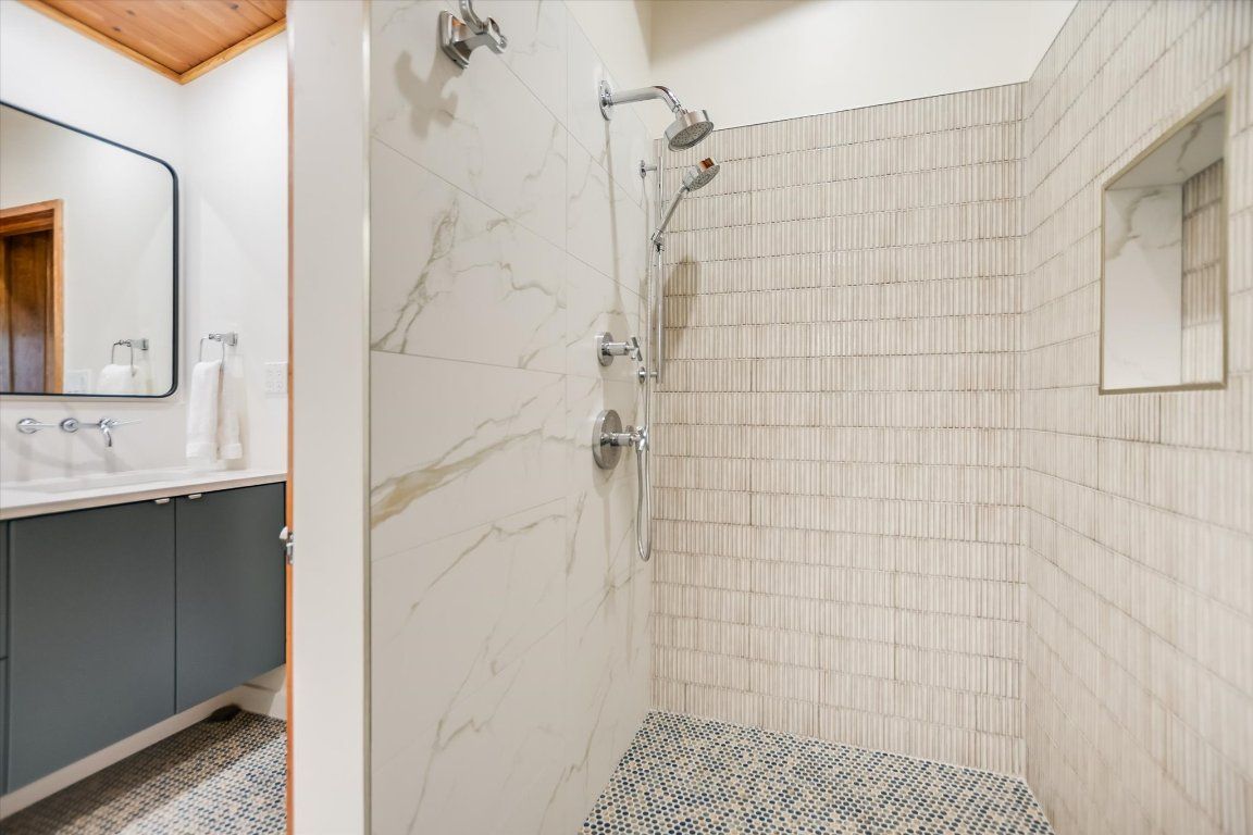 Bathroom, Interior, Marble Walls