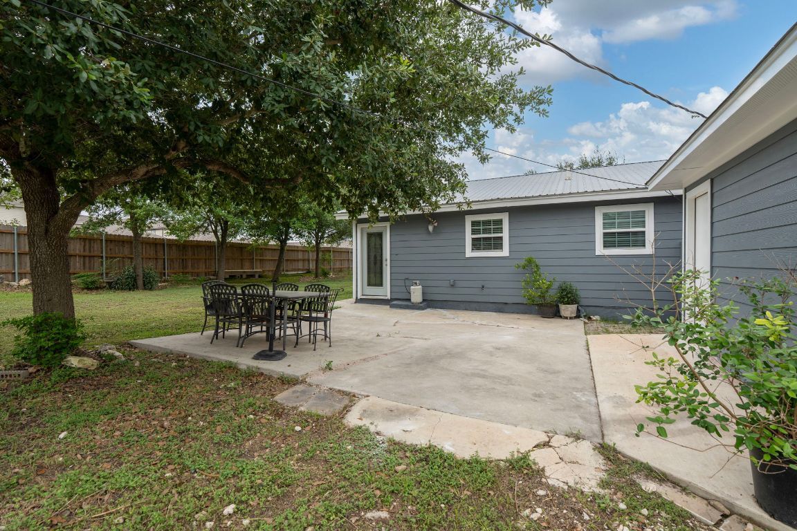 Backyard, Exterior