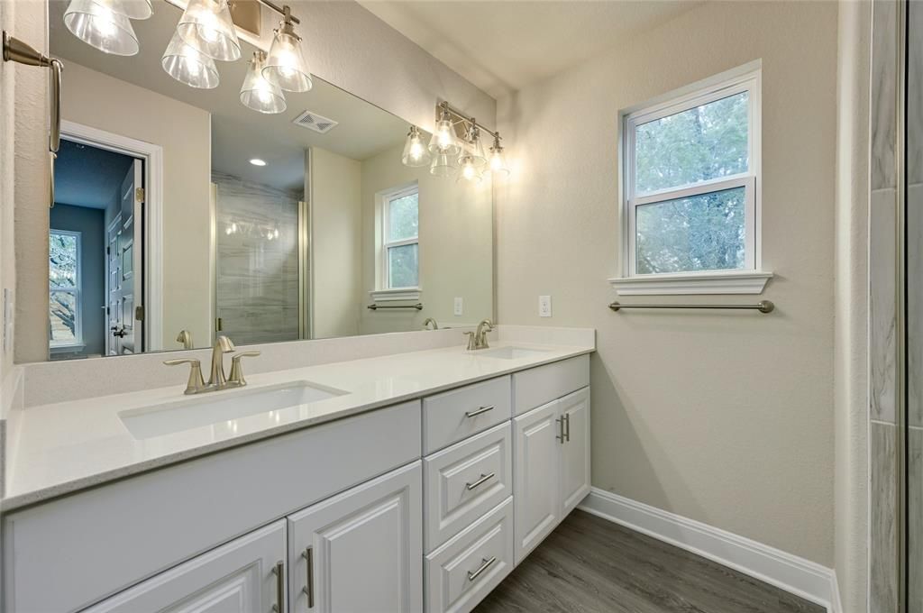 Bathroom, Dual Sink Vanities, Interior, Wood Texture Flooring