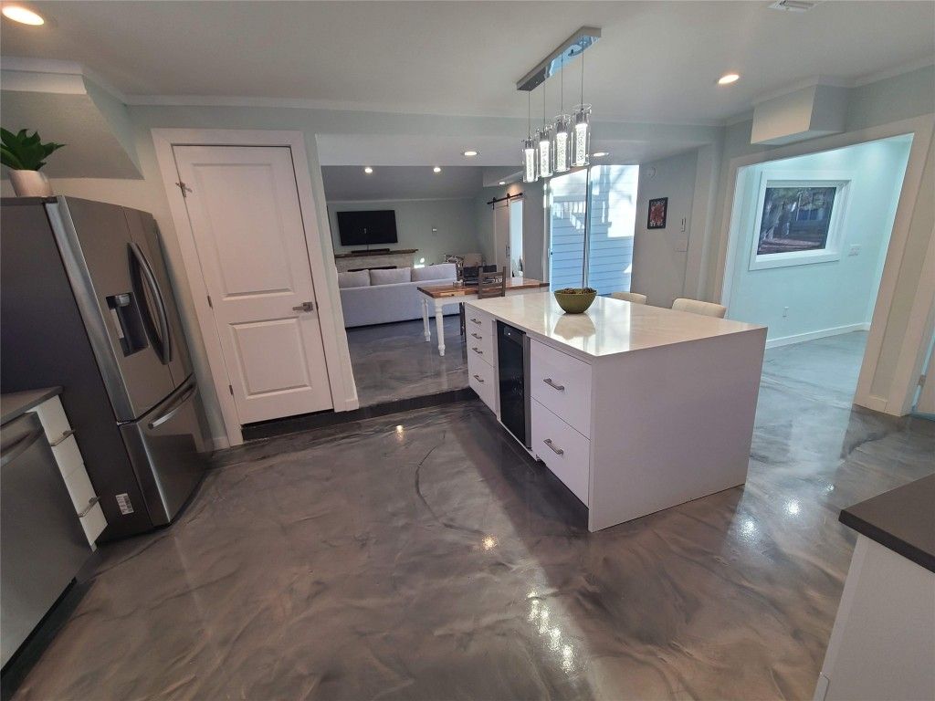 Dining room, Interior, Kitchen, Living room, Pendant Lights, Recessed Lighting