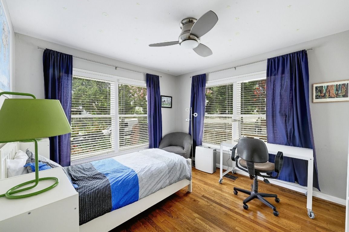 Bedroom, Home Office, Interior, Wood Texture Flooring