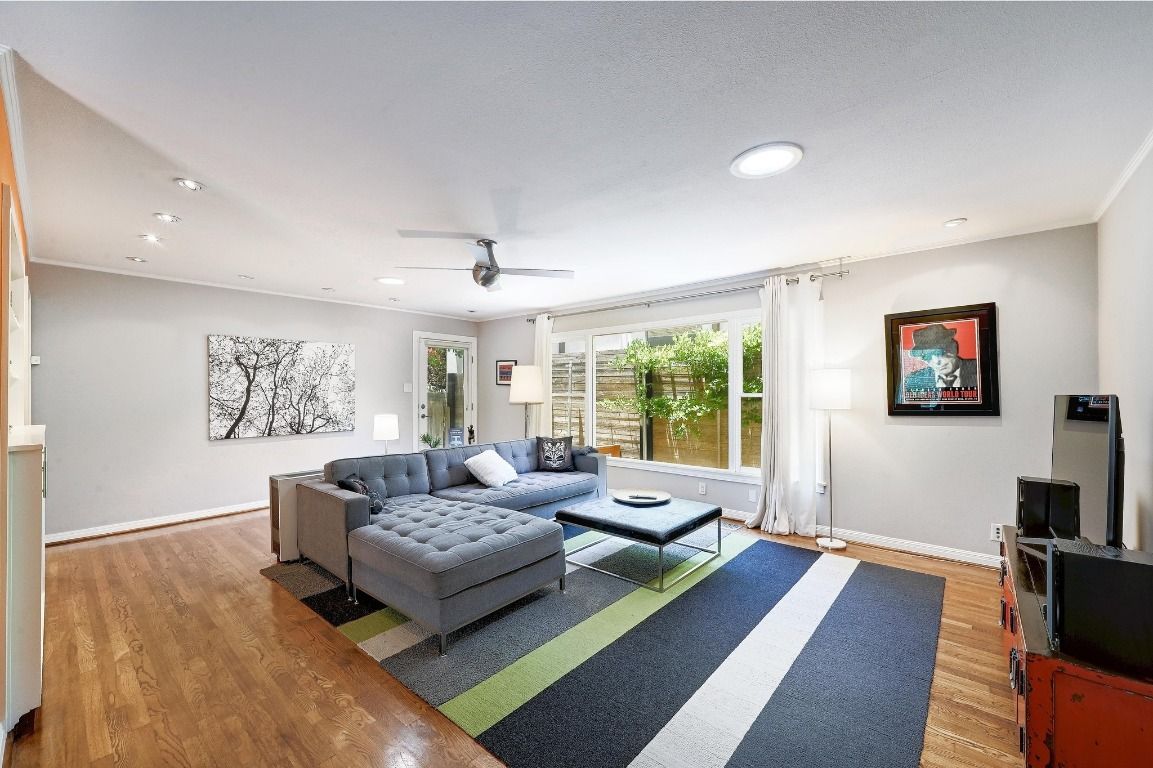Interior, Living room, Recessed Lighting, Wood Texture Flooring