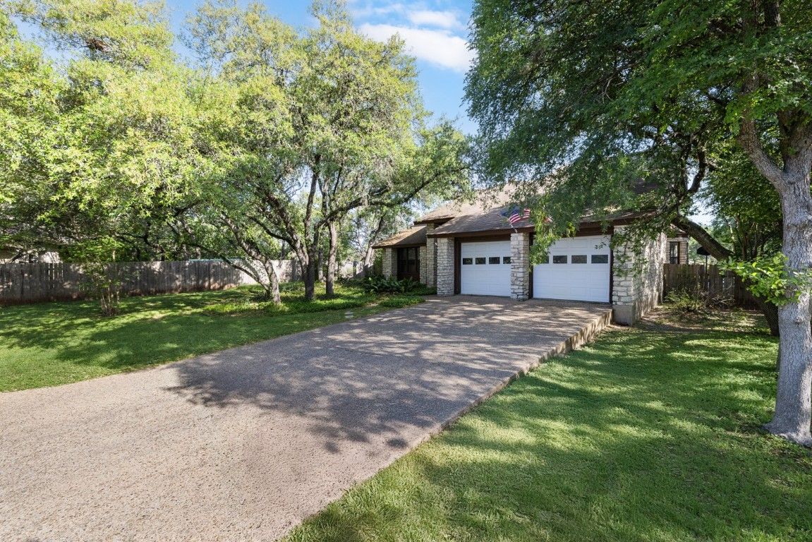 Backyard, Detached Garage, Exterior
